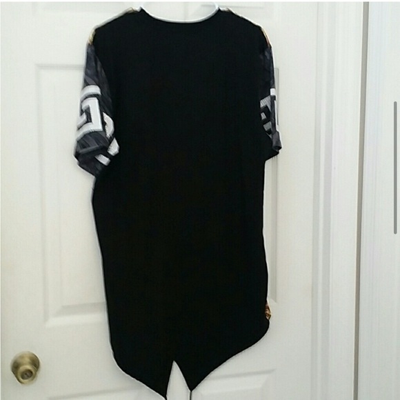 Hudson outerwear men’s Black and Gold Graphic Shirt - Picture 4 of 4